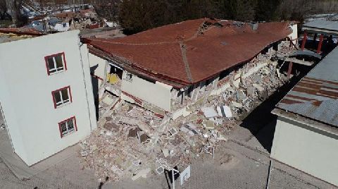 Yıkılan Okullar Depremden Önce Güçlendirilmiş