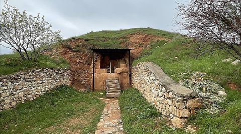 Adıyaman'daki 1800 Yıllık Sofraz Tümülüsleri Depremleri Hasarsız Atlattı