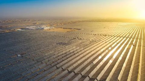 Çin, Çöle Kurduğu Güneş Enerjisi Tesisini Devreye Aldı