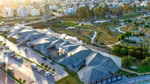 Antalya'da AVM İnşaatında Antik Mezarlar Bulundu