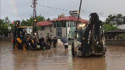 Sivas'ta Sağanak Su Baskınlarına Neden Oldu