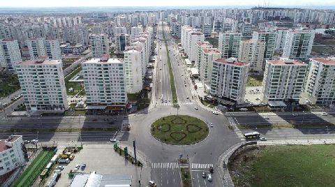 Diyarbakır'da Deprem Öncesi İnşaatına Başlanan Yapılar İncelendi