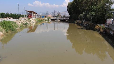 İzmir'in Dereleri Körfeze Kirlilik Taşıyor