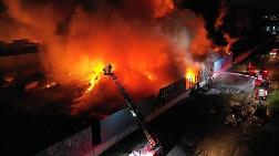 Manisa'da Fabrikada Çıkan Yangın, 16 Saattir Sürüyor