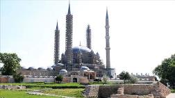 Selimiye'de Günümüz Restorasyonuna Aykırı Çimento Harçlarının Bir Bölümü Kaldırıldı