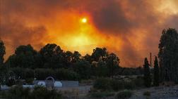 Yunanistan, Kontrol Altına Alınamayan Yangınlarla Mücadele Ediyor