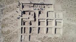 Garibin Tepe'de Urartular Dönemine Ait Anıtsal Yapı Bulundu