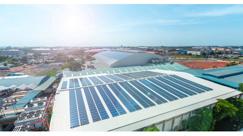 İzocam Tekiz’in Yenilikçi Tasarımı “Solar Çatı Paneli”