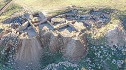 Zernaki Tepe’de Antik Kentin Krokisinin Yer Aldığı Kerpiç Parçaları Bulundu