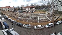 Ermeni Mezarlığının Üstüne Yapılacak Geçici Dükkan Projesi İptal Edildi