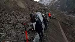 Hakkari-Van Kara Yolunda Heyelan