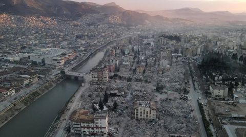 Deprem Bölgesinde Bulanık ve Çamurlu Suya Rastlandı