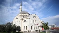 İskenderun'da Az Hasarlı Camiler İbadete Açıldı