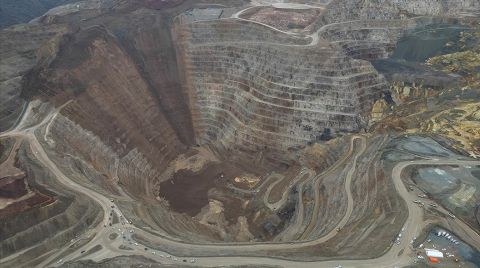 Maden Faciasının Üzerinden 1 Ay Geçti; İşçiler Hâlâ Toprak Altında