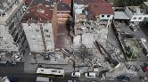 Kentsel Dönüşümdeki Binadan Kopan Beton Blok Dükkanın Üzerine Düştü