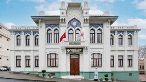 İBB Tarihi Binasını Geri Alıyor
