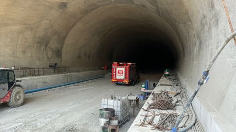 Trabzon'da Tünel İnşaatında İskele Çöktü, İşçiler Mahsur Kaldı