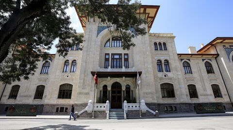 Tasarruf Lafta Kaldı, Konaklara Milyonlar Harcanmaya Devam Ediyor