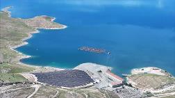 Türkiye'nin İlk Yüzer Güneş Enerjisi Santrali, Elektrik Üretimine Başlıyor