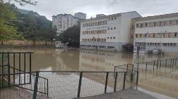 Fatsa’da Sağanak Su Baskınlarına Neden Oldu