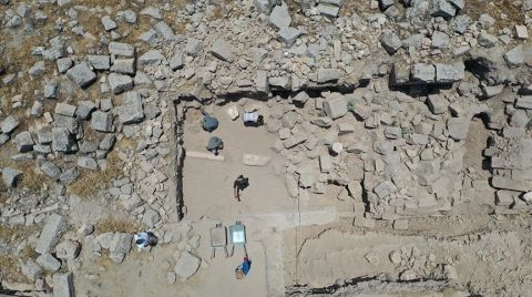 Harran Ören Yeri'nde Kilise Yapısı Ortaya Çıkarılıyor