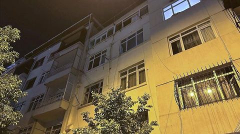 Fatih'te 5 Katlı Binada Kısmi Çökme