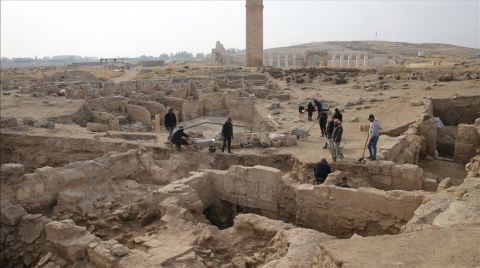 Harran'da Tarihi Medresenin Derslik Bölümü Gün Yüzüne Çıkarıldı