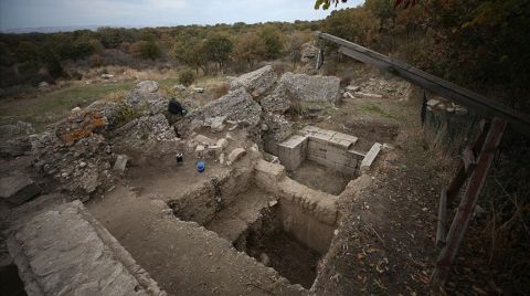 Alexandria Troas'ta Bulunan Çarşı Yapısı Kazılıyor