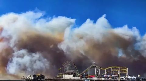 Los Angeles’taki Yangında 5 Kişi Hayatını Kaybetti
