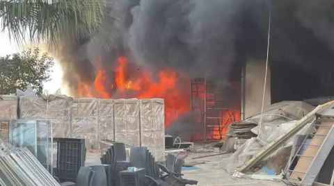 Antalya'da 12 Katlı İnşaatta Yangın