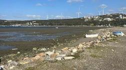 İzmir'de Deniz Çekilmesi Devam Ediyor