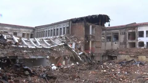 “Eski Buca Cezaevi Alanı Kamuya Aittir, Pazarlık Konusu Edilemez!”