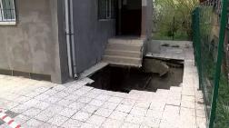 Kentsel Dönüşüm - Pendik’te 4 Katlı Binanın Girişi Çöktü