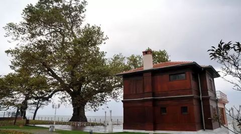 Yürüyen Köşk Restorasyonu Bürokrasiye Takılıyor