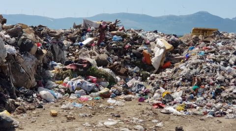 Bakanlıktan İzmir Büyükşehir Belediyesi'ne 3,7 Milyon TL Ceza