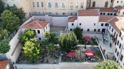 Belediyeden Alınan Tarihi Bina Yolsuzluklarla Anılan Vakfa Verildi