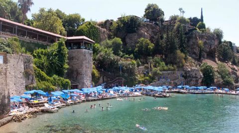 80 Milyon TL’ye Yenilenen Plaj Özel İşletmeye Kiralandı