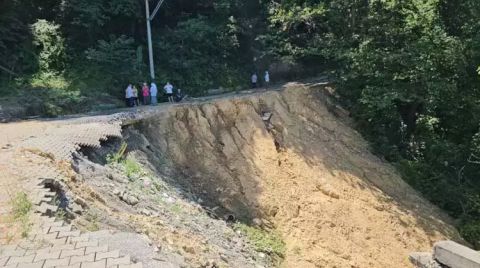 Heyelan Sonrası Kapanan Sokakta 9 Aydır Çalışma Yok