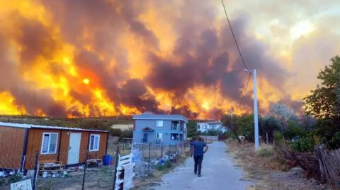 Tekirdağ'da Orman Yangını; 3 Mahalle Boşaltıldı