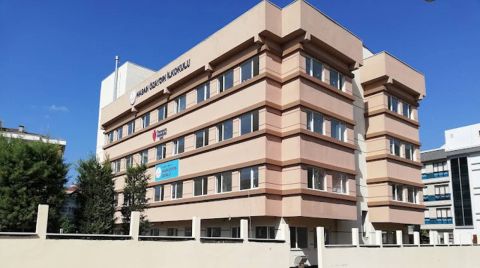 Belediye, Borcuna Karşılık Okul Bahçesini Veriyor