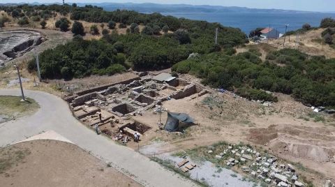 Parion'da 11'inci Yüzyıla Ait Mezar Grubu Bulundu