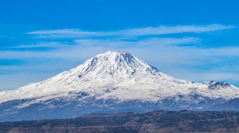 Ağrı Dağı’ndaki Takke Buzulu 37 Yılda Yüzde 41 Küçüldü