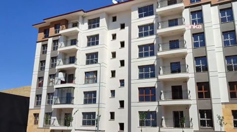 Elazığ'daki TOKİ Konutları Su, Elektrik, Doğalgaz Olmadan Teslim Edildi