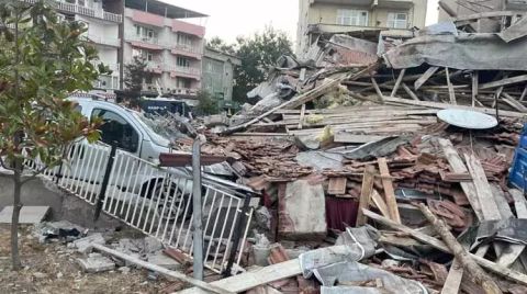 Depremin Ardından Sağlık Tesislerinin Durumu Tartışılıyor