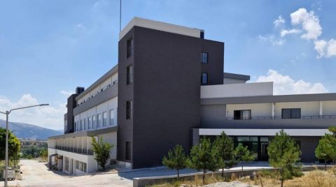 Üniversite, Kaçak Yapıya Onay İstedi
