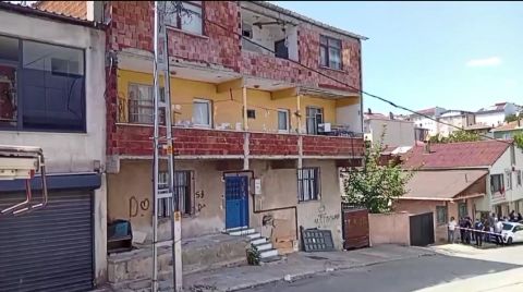 Sultanbeyli'de 3 Katlı Bina Çökme Tehlikesi Nedeniyle Tahliye Edildi
