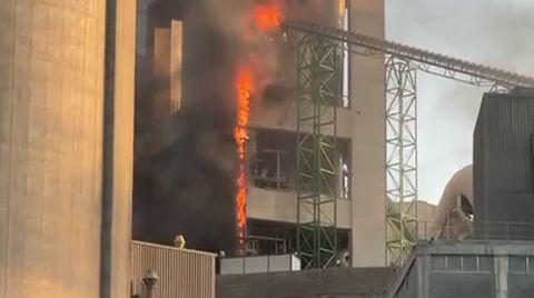 Düzce’de Çimento Fabrikasında Yangın