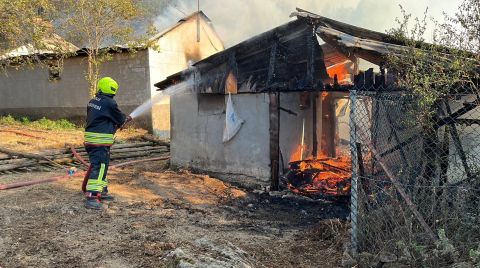 Bolu’da, Yayladaki Yangında 12 Yapı Kullanılamaz Hale Geldi