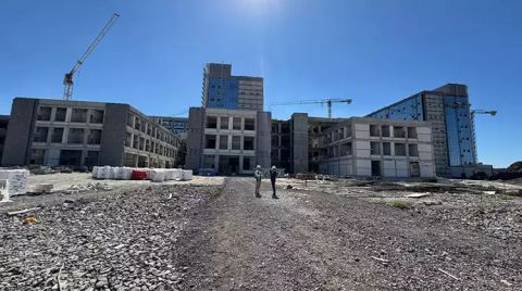 Kayapınar Şehir Hastanesi 3,5 Milyon Hastaya Hizmet Verecek