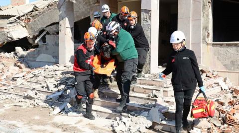 İzmir'de Deprem Tatbikatı